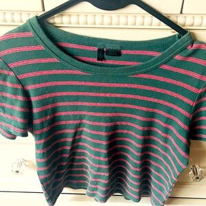 Zine crop top size small